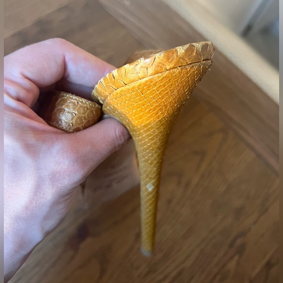 Jimmy choo mustard heels - Picture 6 of 9